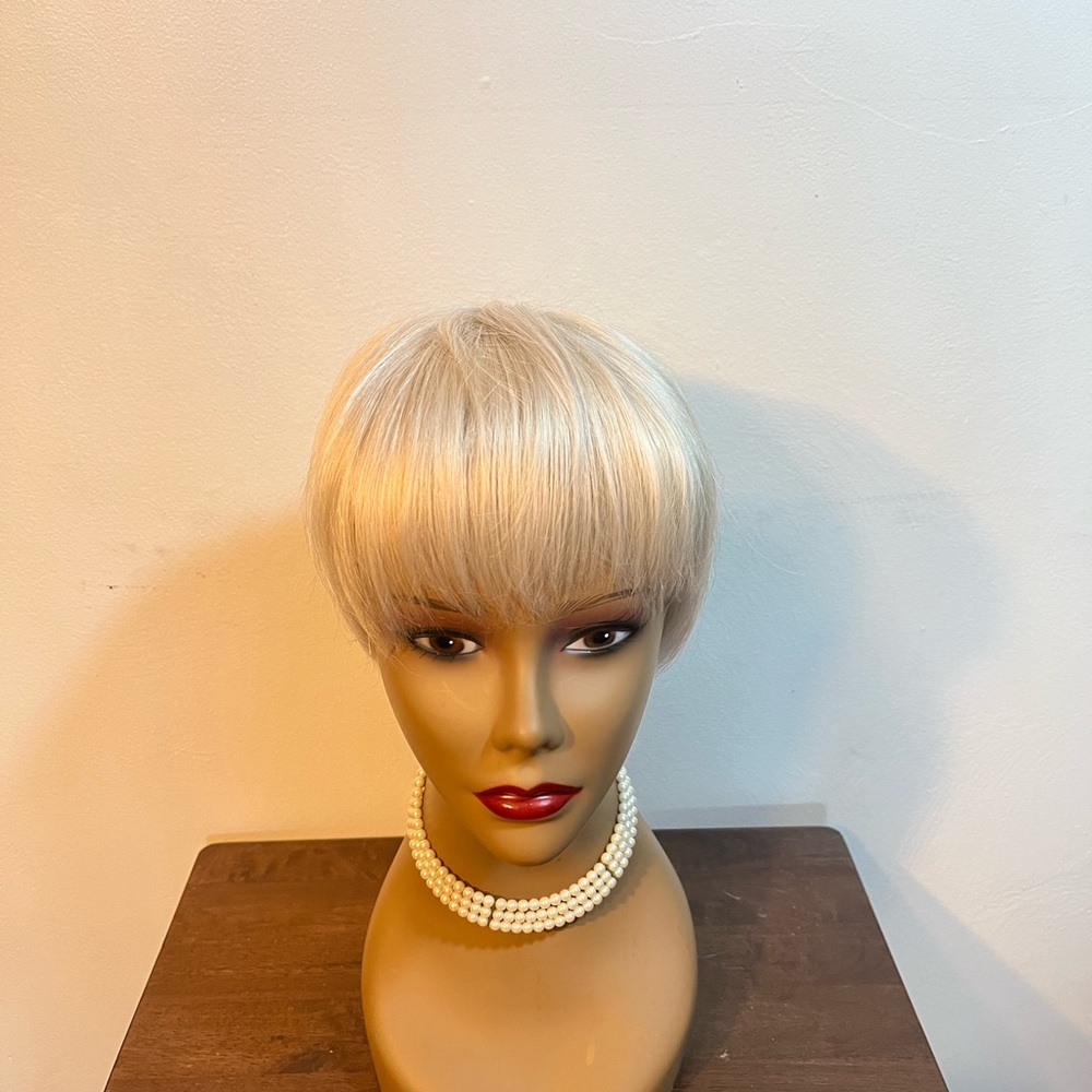 Elegant Blonde Wig for Women